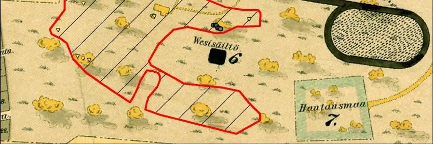 Karttaan on kuvattu myös vuonna 1911 palanut työväentalo, jonka ulkorakennuksen kohdalle osuu kartoituksessa havaittu kaivanto 223. Kartan asemointi Eetu Sorvali.