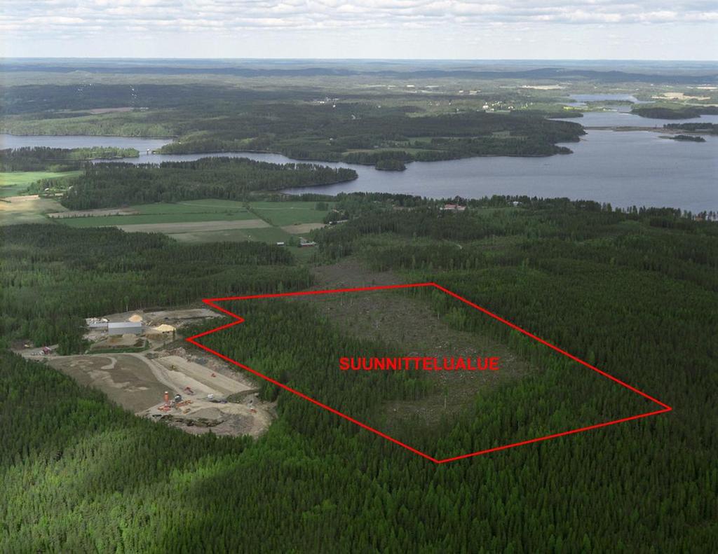 Suunnittelualue Suunnittelualue on rakentamatonta, hakattua kangasmetsää eikä sinne nykyisellään sijoitu toimintoja Suunnittelualueen lounais ja eteläpuolella sijaitsee Kone ja Kuljetus Leinonen Oy:n