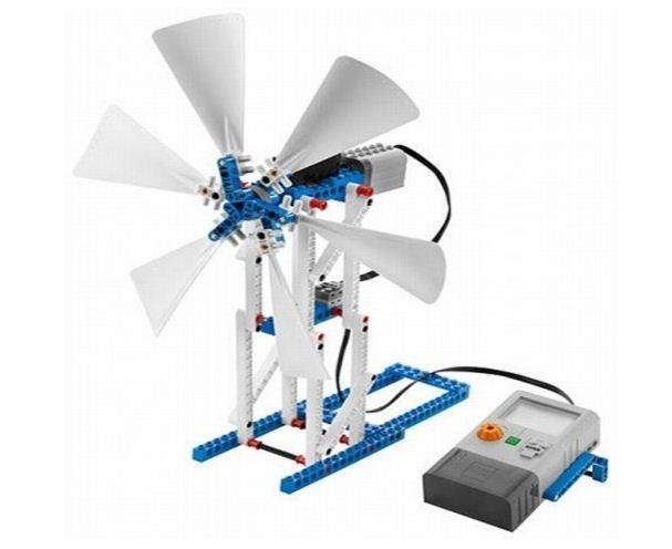 Maanantai 27.2. Tiistai 28.2. LEGO MINDSTORMS ROBOT-WORKSHOP, JATKOKURSSI Kulttuuritalo AX Ohjaaja: Jonny Björkström ma 10.00-16.00, ti 10.00-16.00, Kurssimaksu 16 Hiihtolomakurssi.