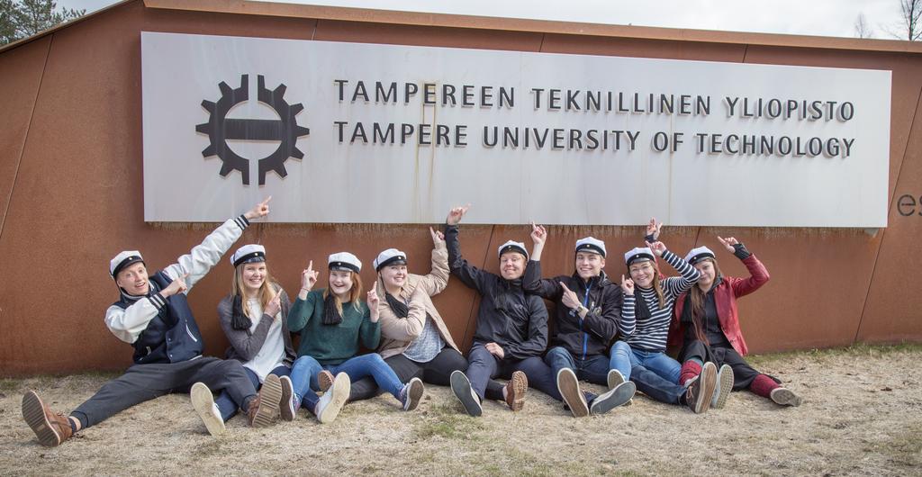Kuvat : Kaisa Tolvanen Nuo tädit ja sedät kaikkine elämänohjeineen Moikka tuleva Bionerin fuksi! Suurenmoiset onnittelut opiskelupaikasta Tampereen Teknillisessä Yliopistossa!