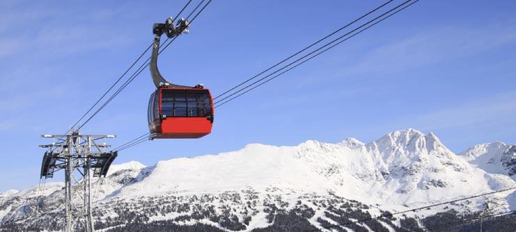 Asiakassovelluksia Gondolihissi kulkee talviolympialaisten maisemissa Peak 2 Peak on gondolihissi, joka yhdistää toisiinsa Whistler- ja Blackcomb-vuorten hiihtokeskukset Kanadassa.