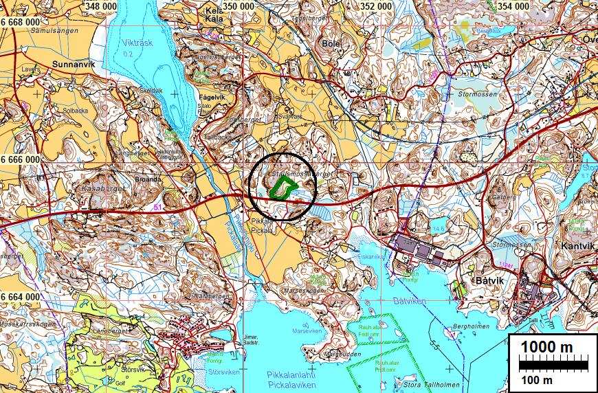 3 Tutkimusalue on mustan ympyrän sisällä. Selityksiä: Koordinaatit ja kartat ovat ETRS-TM35FIN koordinaatistossa (Euref).