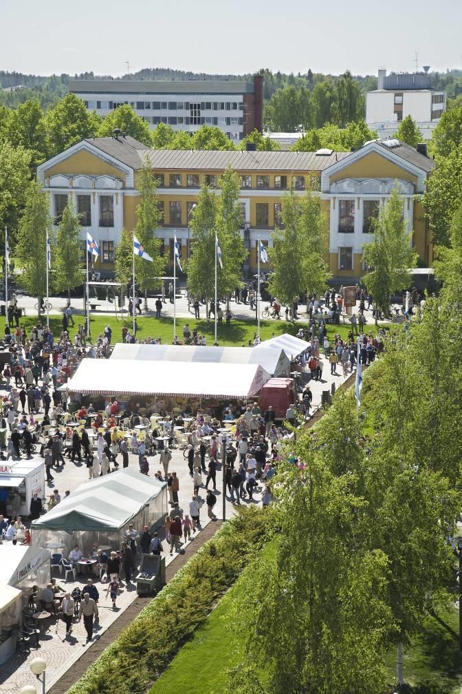 Mikkeli on Etelä-Savon kehittyvä sydän Elinkeinoelämä, oppilaitokset, tutkimusyksiköt ja kaupunki ovat tiiviisti verkottuneita ja tuottavat hyvinvointia ja vaurautta alueelle.