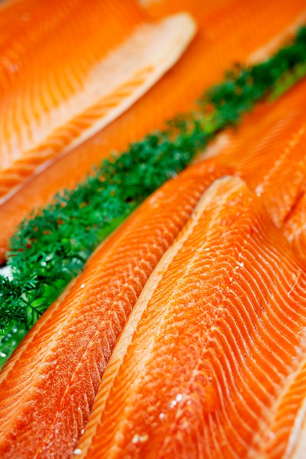 Omega-3-rasvahapoilla on kipua ja tulehdusta lievittäviä ominaisuuksia. Ne saattavat myös hidastaa reumasairauden etenemistä.