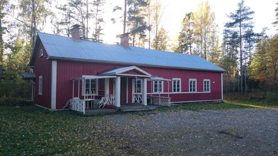 3.1.3 Rakennettu ympäristö Väestö ja rakennuskanta Suunnittelualueen maankäyttöä ohjaa 6.10.1994 voimaan tullut Kasiniemen ranta-asemakaava, jonka aluetta kaavamuutos koskee.