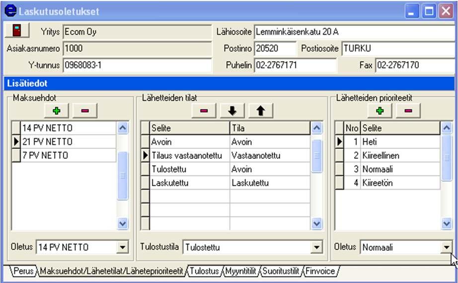 Tilakentän tilat saadaan esille painamalla ensin tila-kenttää ja sen jälkeen painamalla kentän oikeassa reunassa olevaa kolmiopainiketta.