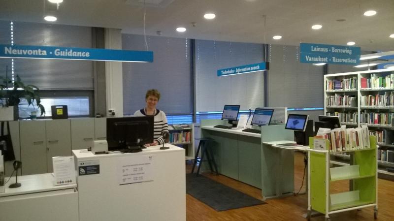 Ohjaaminen juuri käyttöön otetun Finnan ja LibGuidesien pariin oli mutkattomampaa.