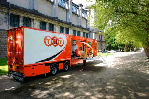 Jakelujärjestelmä TNT Mobile Depot (Bryssel) EU:n rahoittamaa Straightsol-projekti Kokeilu järjestettiin kesäkuun ja elokuun 2013 välisenä aikana.