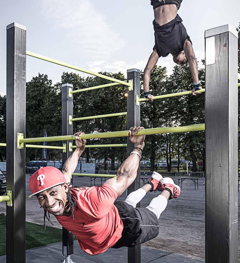 081355M STREET WORKOUT M Street Workout