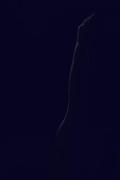 Helposti luettavalla kalligrafialla kuvituksen osana on aina ongelmana se, että moni katsoja alkaa vain lukea tekstiä eikä katso kuvaa eikä kokonaisuutta.