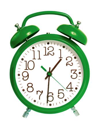 Tervetuloa! 1 Si hoy es sábado 31 de julio qué día es mañana? Mañana es 1 de. Y qué estación del año es? Es. Si hoy es domingo 31 de octubre qué día es mañana? Mañana es 1 de. Y qué estación del año es? Es. b) Juan llega siempre 15 minutos tarde.