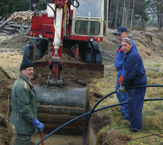 Kaivattuja tuloja yhdistykselle saatiin pitämällä Raahe Festivaalien aikaan leiriä matkalaisille rannassa koulun