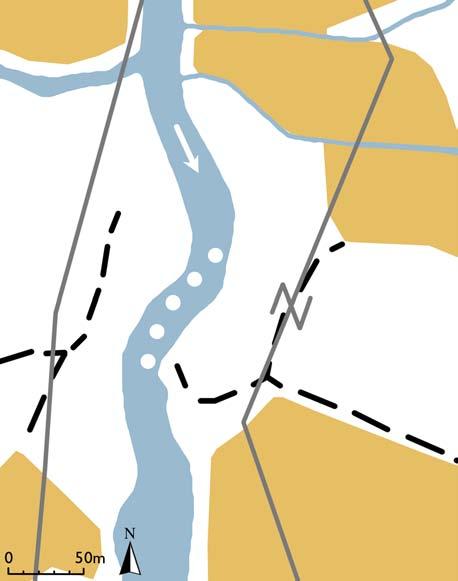 5.4 Santakoski Santakoskella joen penkereet olivat melko jyrkät ja pohjanlaatu vaihteli savesta mutaan ja kivikosta tiiviiseen moreeniin. Hiekka- ja sorapohjaa oli vain muutamilla linjoilla.