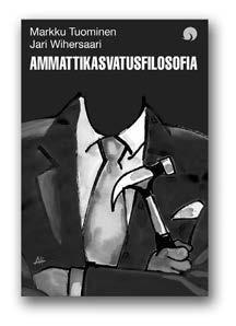 vanhojentanssipukuja valmistettaessa. Myös teatteripukuja toteuttavat ammattilaiset voivat hyödyntää sitä työssään. Kirjan käyttö edellyttää perustietoja kaavoituksesta, kuosittelusta ja ompelusta.