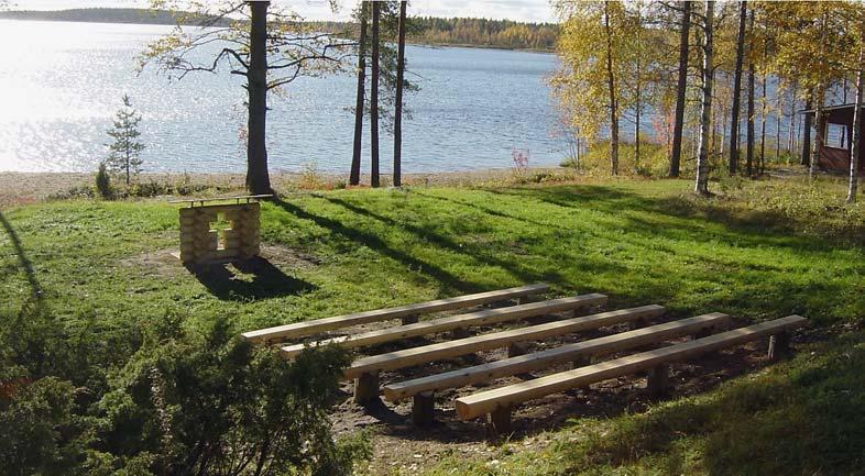 Työt olivat pääasiassa jätteenkeräyspaikkojen rakentamista ja kunnostamista sekä romuautojen ja muun metalliromun keräystä.