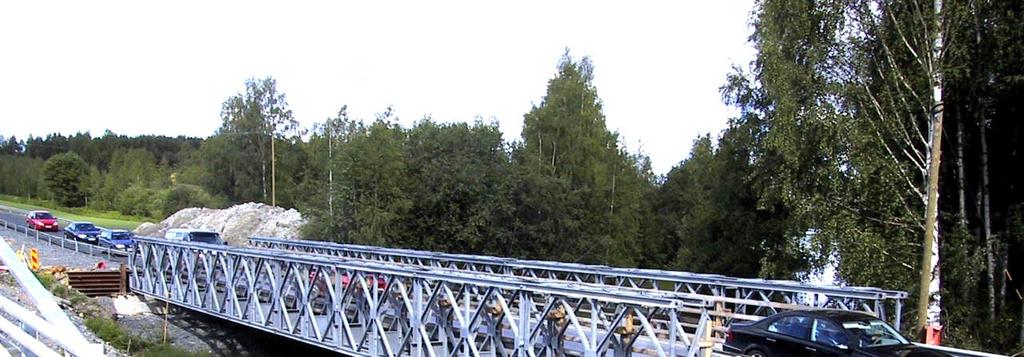 RIL 179-2017 Sillat 27 Väliaikaiset sillat Väliaikaiset sillat muodostavat oman siltatyyppinsä. Tieliikennettä varten rakennetusta väliaikaisesta sillasta käytetään yleisesti nimitystä varasilta.