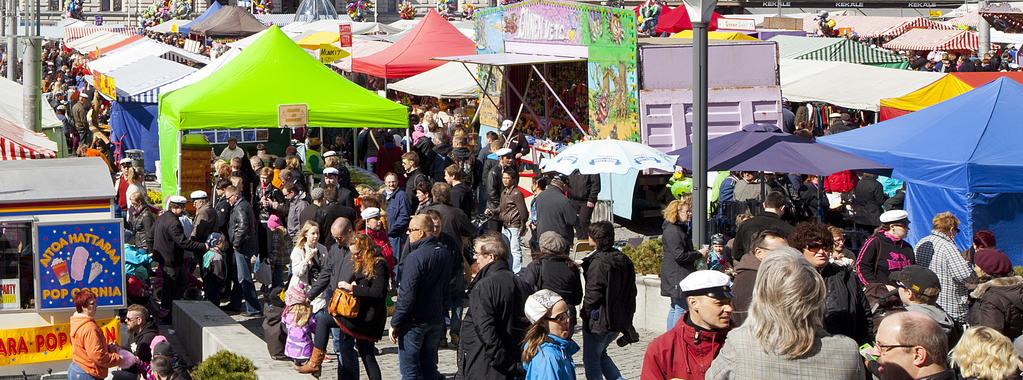 Tampereen kaupungin tilastollinen vuosikirja 2014 2015 Väestö Tampereen väestön muodostavat Tampereella vakituisesti asuvat.