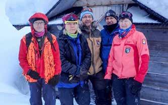 Lumiluolaryhmä hengailisi Susikyrössä ja rakentelisi erilaisia lumimajoitteita sekä pystyttäisi teltan, jotta tämän ryhmän jäsenet voisivat kokeilla erilaisia talvisia majoitteita.