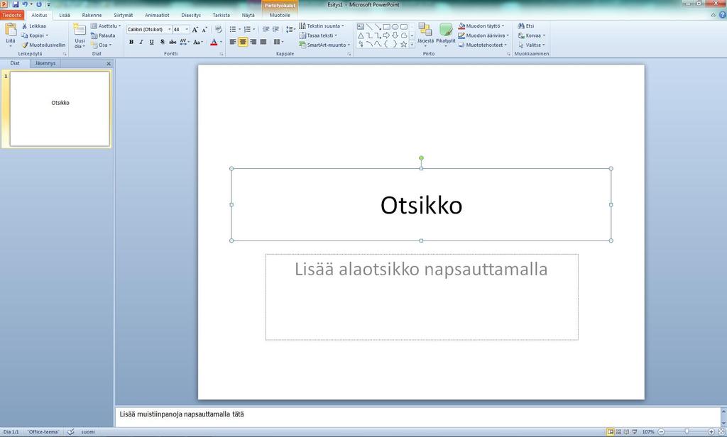 Tiedotovalikko Ikkunan osat aloitettaessa Pikatyökalurivi Nimipalkki Välilehdet Valintanauha Dia- ja jäsennysruudut Tilarivi DDianumero Teeman nimi