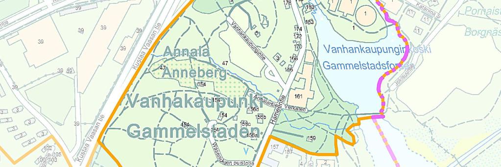 teollisuusrakennuksia. Alueesta huomattava osa on viheraluetta. Kokonaiskuva on väljä ja vehreä.
