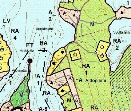 11 4.1.1 457-3-232 Kaikarsuo (Pyhäjärvi) Rakennuspaikan siirto rantaan ja käyttötarkoituksen muutos. Tilan läpi kulkeva tie on siirretty maanomistajan toimesta pois rannasta vuonna 2012.