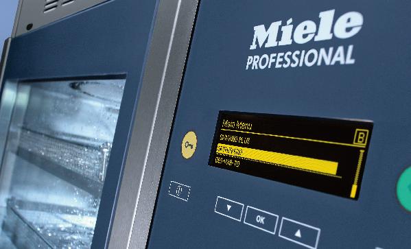 Luotettava käyttö ja toiminta Perfect Miele PROFITRONIC + ohjelmanohjaus Uudessa PROFITRONIC + elektroniikassa on 64 ohjelmapaikkaa.