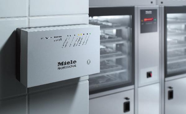 Etähuoltoyhteys Miele Remote Service Desinfektoreiden jatkuvatoimisuus, taloudellisuus ja luotettavuus ovat tärkeitä ominaisuuksia lääkäriasemille, sairaaloille ja laboratorioille.