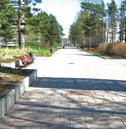 Kevyenliikenteen raitin kiveys on korjattu katutyömaan jäkeen erivärisillä kivillä. Alueen erikois- ja perustason esteettömät reitit on määritelty Helsinki kaikille projektin toimesta.