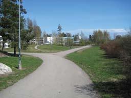 PUISTOT Rekipellonpuisto Rejpeltsparken (6.) Nykytila Kaavassa olevaa EV-alueen ja puiston rajaa ei voi havaita maastossa.