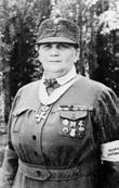 Hoewel er een strikte regel was dat de lotta s ongewapend waren, is aan het eind van de Vervolgoorlog, in 1944, voor één onderdeel een uitzondering gemaakt, een luchtafweer eenheid in Helsinki, de 14.