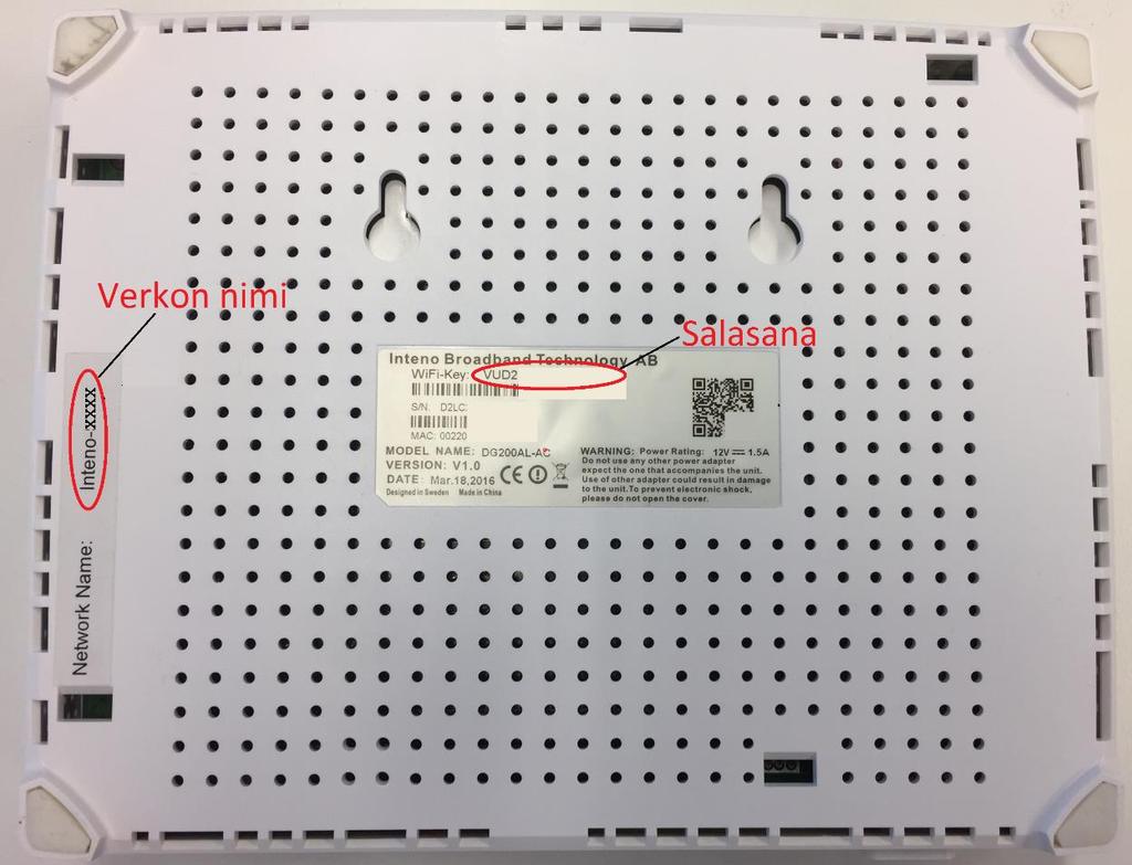 4 4. Laitteiden yhdistäminen langallisesti Kytke Ethernet-verkkokaapeli johonkin Intenon LAN-porteista (keltaiset 1-4) ja toinen pää haluamasi päätelaitteen (tietokone, tulostin jne) verkkoporttiin.