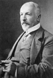 19 Georg Cantor (1845-1918) Synt. Pietari Franfurtiin 1856 Tri (Berliini) 1867 Halle 1869- Privatdozent Prof. 1872 Rationaaliluujen numeroituvuus 1973 Jouo-opin teoria 1874 Kontinuumihypot. 1878 2.