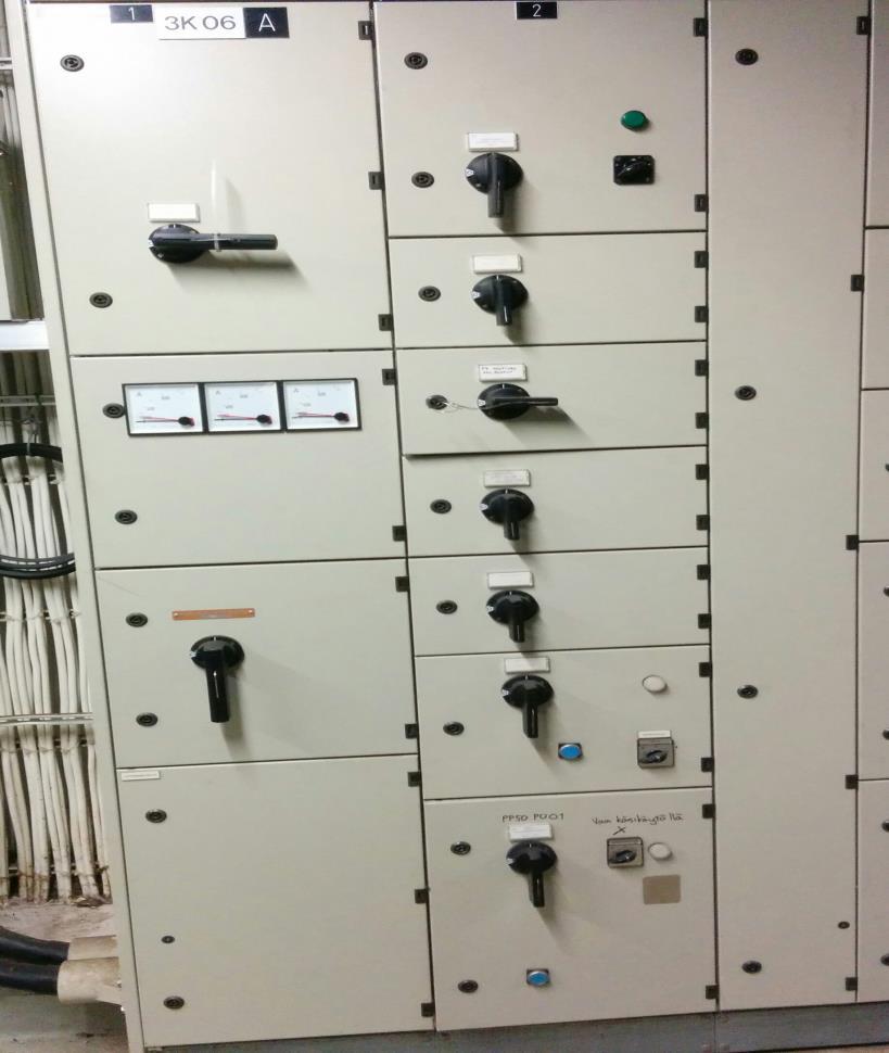 15 3.8 3K06 Sähkökeskus 3K06 oli isokokoinen keskus, joka sijaitsi tehtaan valmistusalueen toisessa kerroksessa.