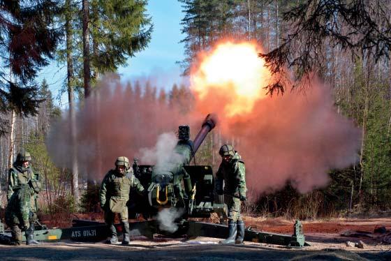 Saapumiserän 1/17 koulutus Artikkelia kirjoitettaessa on käynnissä tammikuun 2017 saapumiserän erikoiskoulutuskausi. Peruskoulutuskaudella opittuja taistelijan taitoja on syvennetty.