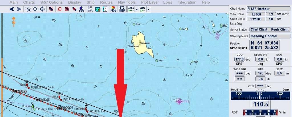 Kuva 8. SYLT:n ECDIS-laitteen tallenne. Kuvassa näkyy aluksen liikerata ja pohjakosketuspaikka (punainen nuoli). (Kuva: M/V SYLT) 2.2 Hälytys- ja pelastustoimet Luotsi otti kello 2.