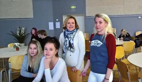 community and the Finnish team: students Jessika Ruotsalainen, Ida