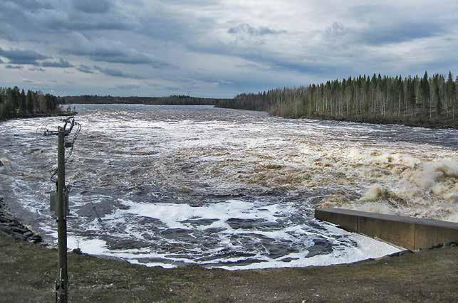 10.4.2 Vesistön säännöstely ja poikkeusluvat Kemijoen vesistön pääuomassa sekä sen sivujoista Raudanjoessa (Olkkajärvi), Kitisessä (Porttipahta) ja Luirojoessa (Lokka) on säännösteltyjä järviä,