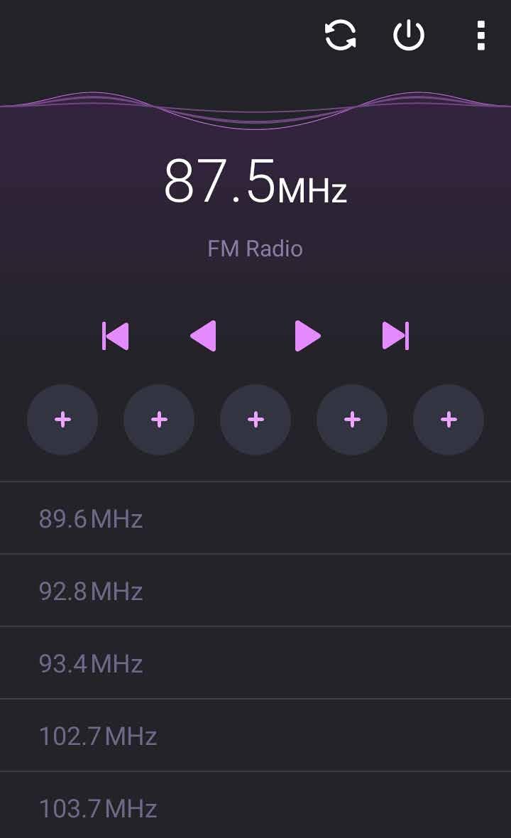 FM-radio Kuuntele suosikkipaikallisradioasemiasi ASUS Phone -puhelimella. 1 Liitä toimitukseen kuuluvat kuulokkeet ASUS Phone -puhelimeen. 2 Napauta > ASUS > FM Radio.