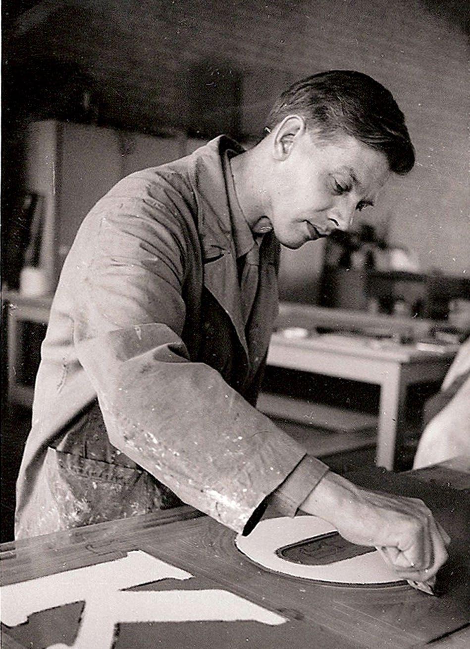 Alussa oli Arvelin. Esko Arvelin (syntynyt 1924) oli luova ja kokeilunhaluinen nuorimies.