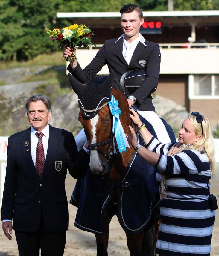 poniratsukoille 120 cm:n tasolla, pienet ja isot ponit Evidensia Junioricup: 6 8 osakilpailua ja finaali kansalliselle tasolle nousseille junioriratsukoille 115 cm:n tasolla Amatöörisarja: 6 8