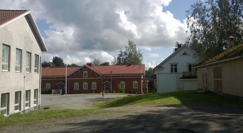 Rakennusinventointi Uotsolan koulu Sastamalan kaupunki / Yhdyskuntasuunnittelu 7.1.2015, tark. 5.2.2016 / Minna Kulojärvi 1. Uotsolan vanha kansakoulu, 2. Koulurakennus 1938, 3. Koulurakennus 1953, 4.
