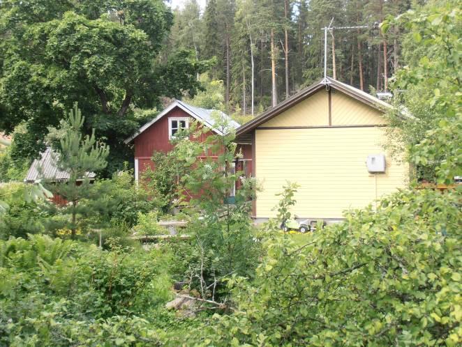 Uotsolantieltä Viereinen