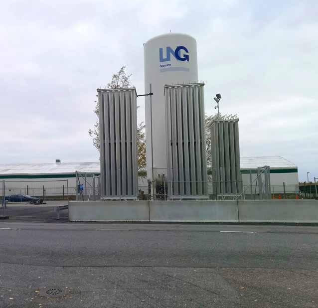 INFORMATION LNG SURVEY SHOWS A GREEN LIGHT FOR THE TERMINAL PROJECT The Port of Turku surveyed together with Neste Jacobs the user potential of LNG in the Turku region.