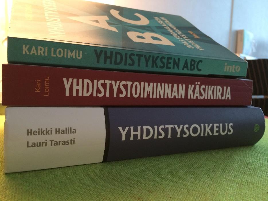 Yhdistyslaki "Yhdistyksellä on oltava hallitus, johon kuuluu vähintään kolme jäsentä.