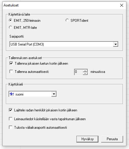 KUVA 7. Yleensä USB laite toimii järjestysnumeroltaan suurimmassa portissa. TARKISTA, ETTÄ TALLENNA JOKAISEN LUETUN KORTIN JÄLKEEN VALINTA ON RUKSATTU. Poistu Hyväksy painikkeella.