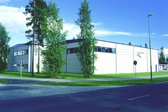 TAMPEREEN AMMATTIKORKEAKOULU TUTKINTOTYÖ 8(18) 3 Refimex Machinery Oy Kuva 1. Refimex Machinery Oy 3.1 Yleistä Refimex Machinery Oy toimii Pirkanmaalla Mäntän Isoniemen teollisuusalueella.