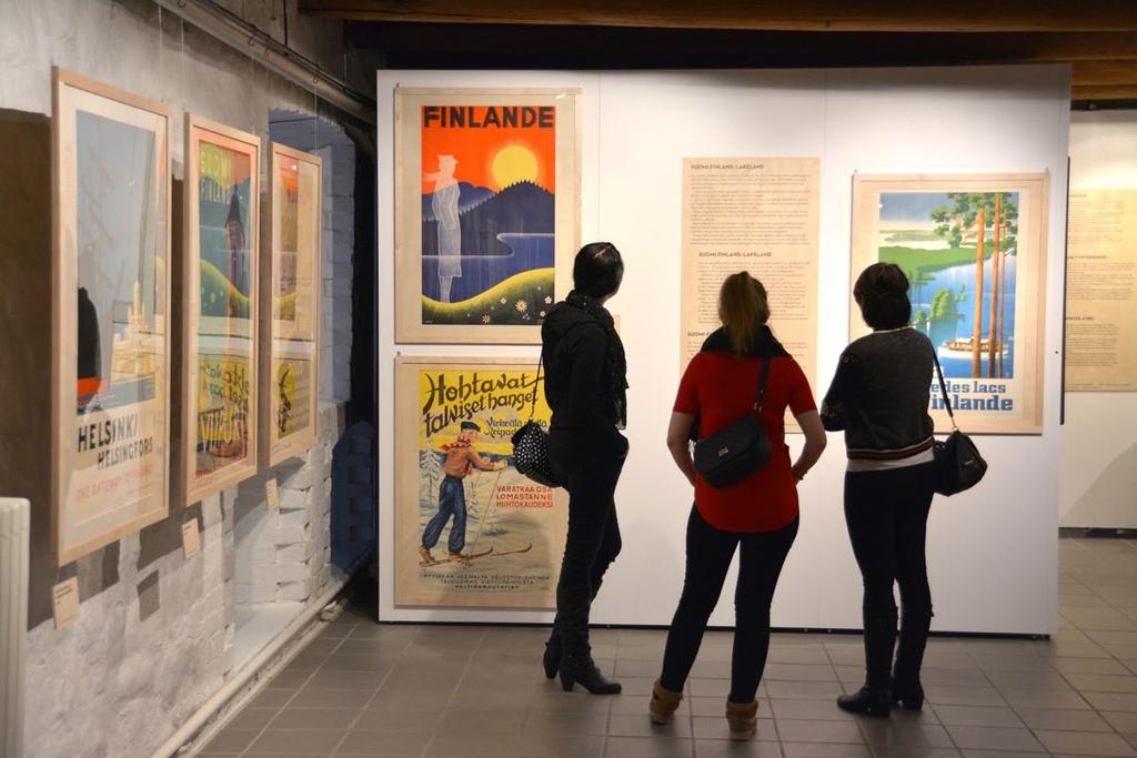NÄYTTELYT LAPPEENRANNAN MUSEOISSA ETELÄ-KARJALAN MUSEO Perusnäyttely Rajalla Kolme karjalaista kaupunkia, Lappeenranta, Viipuri ja Käkisalmi Etelä-Karjalan museon vuonna 2006 avautunut perusnäyttely,