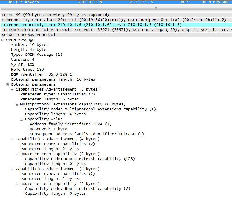 119 KUVIO 67. Wireshark-pakettikaappaus BGP Open -viestistä Kuviossa 68 on Wireshark-pakettikaappaus BGP Update -viestistä CiscoCore-R1:ltä Juniper-R5:lle.