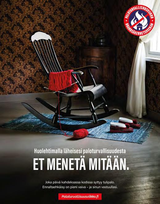 muodossa sekä täydennyskoulutusaineistoa. Oppimisympäristön osaamistilien määrä oli vuodenvaihteessa yli tuhat ja opettajaoikeuksia eli kurssinjohtajia oli yli 300.