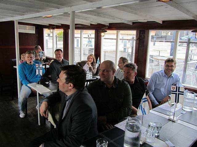 Kipparijuhla Lahden Navigaatioseuran perinteistä Kipparijuhlaa vietettiin torstaina kesäkuun 4. pvä Vesijärven satamassa S/S Ilonan salongissa. Paikalla oli parikymmentä vierasta.